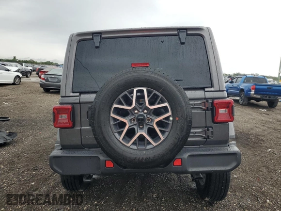 2025 Jeep Wrangler Sahara with VIN 1C4PJXEN9SW505768, listed as a Copart auction lot 88961125 with 1,806 mi miles and Clean Title. Bid and sale history available at DreamBid. Image 6.