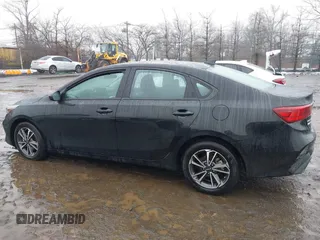2023 Kia Forte LXS with VIN 3KPF24AD4PE691502, listed as a IAAI auction lot 41570324 with 15,867 mi miles and . Bid and sale history available at carsss.com. Image 14.