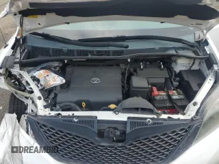 2013 Toyota Sienna SE с VIN 5TDXK3DC3DS315294, выставлен на аукционе Copart как лот 60732425 с пробегом 84 030 миль миль и Списание • Salvage title. История ставок и продаж доступна на DreamBid. Изображение 12.