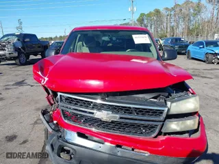 2007 Chevrolet Silverado 1500 Classic LT1 with VIN 1GCEK19Z47Z124253, listed as a IAAI auction lot 41322438 with 239,543 mi miles. Bid and sale history available at carsss.com. Image 12.