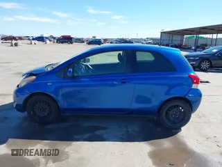 2010 Toyota Yaris z VIN JTDJT4K36A5290047, wystawiony jako IAAI lot #41652276 z przebiegiem 185 017 mil mil oraz . Historia ofert i sprzedaży dostępna na DreamBid. Obrazek 14.