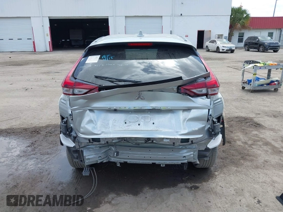 2025 Mitsubishi Eclipse Cross SE with VIN JA4ATWAA1SZ003410, listed as a IAAI auction lot 42117623 with 6,465 mi miles and . Bid and sale history available at DreamBid. Image 17.