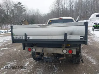 2000 Ford F-250 XL with VIN 1FTNX20F5YEB91401, listed as a IAAI auction lot 41177820 with 187,109 mi miles and . Bid and sale history available at DreamBid. Image 16.