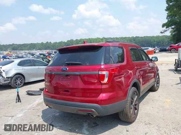 2017 Ford Explorer XLT with VIN 1FM5K7D84HGE18438, listed as a IAAI auction lot 42311925 with 134,650 mi miles and . Bid and sale history available at DreamBid. Image 4.