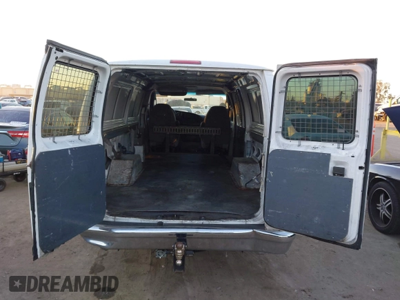 2008 Ford Econoline Cargo Commercial with VIN 1FTNS24L18DA11772, listed as a IAAI auction lot 41025371 with 223,532 mi miles and . Bid and sale history available at DreamBid. Image 16.