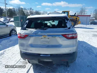 2018 Chevrolet Traverse LT Cloth with VIN 1GNEVGKW6JJ250654, listed as a IAAI auction lot 41188292 with 149,957 mi miles. Bid and sale history available at carsss.com. Image 17.