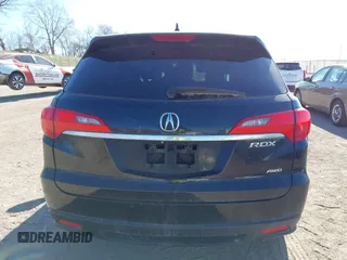 2015 Acura RDX Tech Pkg with VIN 5J8TB4H53FL010240, listed as a IAAI auction lot 42011132 with 267,712 mi miles. Bid and sale history available at carsss.com. Image 16.