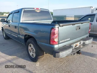 2006 Chevrolet Silverado 1500 LT2 with VIN 2GCEC13Z761347531, listed as a IAAI auction lot 42121593 with 344,438 mi miles. Bid and sale history available at carsss.com. Image 3.
