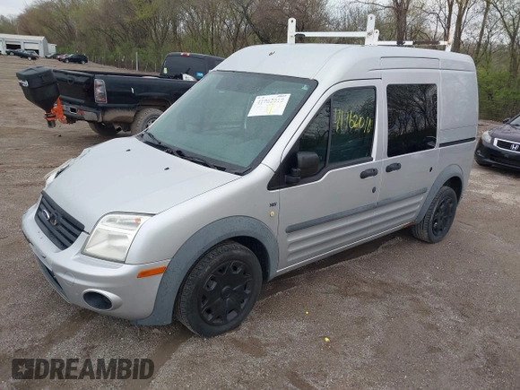 2010 Ford Transit Connect XLT z VIN NM0KS9BN0AT020410, wystawiony jako IAAI lot #41962010 z przebiegiem 253 627 mil mil oraz . Historia ofert i sprzedaży dostępna na DreamBid. Obrazek 2.