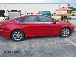 2020 Ford Fusion SE with VIN 3FA6P0HDXLR160183, listed as a IAAI auction lot 42623508 with 89,914 mi miles and . Bid and sale history available at DreamBid. Image 13.