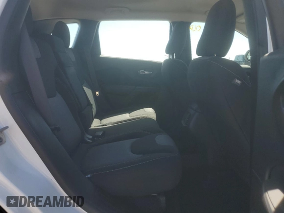 2016 Jeep Cherokee Sport z VIN 1C4PJLAB7GW207716, wystawiony jako Copart lot #62704615 z przebiegiem 84 397 mil mil oraz Szkoda całkowita • Salvage title. Historia ofert i sprzedaży dostępna na DreamBid. Obrazek 11.