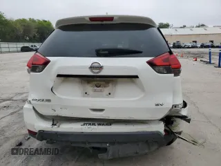 2017 Nissan Rogue SV z VIN 5N1AT2MT8HC772487, wystawiony jako Copart lot #51143535 z przebiegiem 149 637 mil mil oraz Szkody całkowita. Historia ofert i sprzedaży dostępna na DreamBid. Obrazek 6.