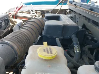 2012 Ford F-150 SVT Raptor z VIN 1FTFW1R65CFC77122, wystawiony jako IAAI lot #42858793 z przebiegiem 211 040 mil mil oraz . Historia ofert i sprzedaży dostępna na DreamBid. Obrazek 18.