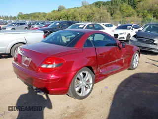 2011 Mercedes-Benz SLK 300 with VIN WDBWK5EA8BF242083, listed as a IAAI auction lot 40501034 with 51,904 mi miles and . Bid and sale history available at DreamBid. Image 4.