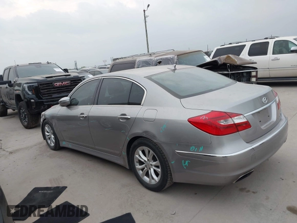 2012 Hyundai Genesis 3.8L with VIN KMHGC4DD9CU168786, listed as a IAAI auction lot 41933681 with 121,448 mi miles. Bid and sale history available at carsss.com. Image 3.