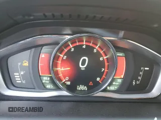 2015 Volvo XC60 T5 Drive-E Platinum с VIN YV440MDD9F2626016, выставлен на аукционе Copart как лот 82492164 с пробегом 167 072 миль миль и Чистый • Clean title. История ставок и продаж доступна на DreamBid. Изображение 9.