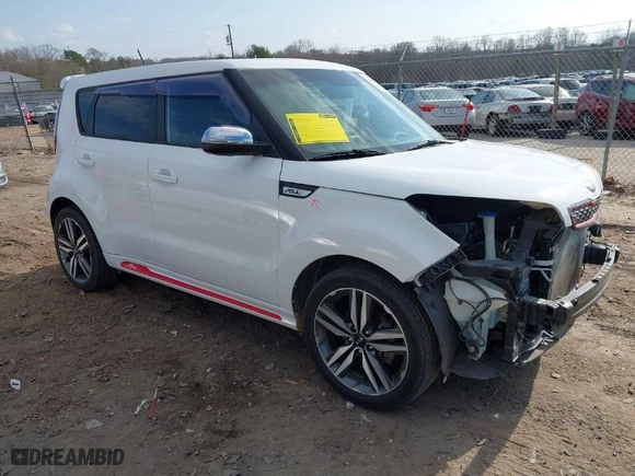 2014 Kia Soul + with VIN KNDJP3A57E7082092, listed as a IAAI auction lot 41510505 with 72,015 mi miles. Bid and sale history available at carsss.com. Image 1.