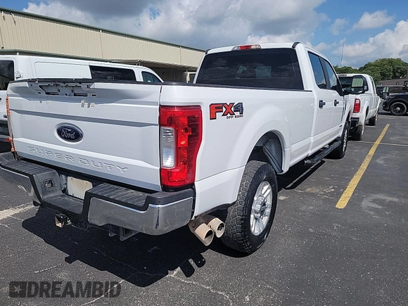 2018 Ford F-250 XL with VIN 1FT7W2BT1JEC45930, listed as a IAAI auction lot 42717462 with 134,466 mi miles and . Bid and sale history available at DreamBid. Image 17.