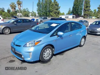 2013 Toyota Prius with VIN JTDKN3DP4D3048463, listed as a IAAI auction lot 42520370 with 151,324 mi miles and . Bid and sale history available at DreamBid. Image 17.