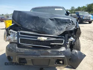 2011 Chevrolet Tahoe Commercial with VIN 1GNLC2E03BR280821, listed as a Copart auction lot 55239215 with 325,861 mi miles and Salvage title. Bid and sale history available at DreamBid. Image 5.
