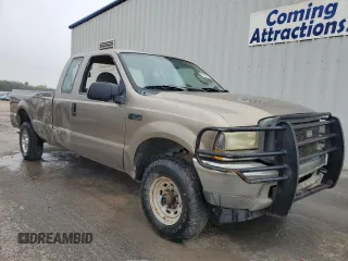 2003 Ford Super Duty F-250 XL with VIN 1FTNX21L63ED45868, listed as a Copart auction lot 81646154 with 92,643 mi miles and Clean Title. Bid and sale history available at carsss.com. Image 4.