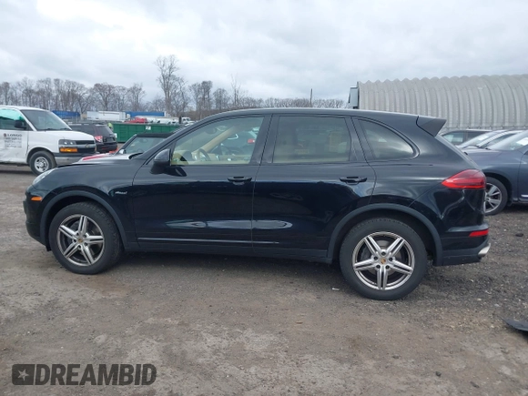 2015 Porsche Cayenne Diesel with VIN WP1AF2A29FLA31039, listed as a IAAI auction lot 42042677 with 157,884 mi miles and . Bid and sale history available at DreamBid. Image 15.