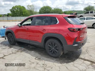 2025 Mazda CX-50 S Premium z VIN 7MMVABDM7SN306484, wystawiony jako Copart lot #55674485 z przebiegiem 10 350 mil mil oraz Szkody całkowita. Historia ofert i sprzedaży dostępna na DreamBid. Obrazek 2.