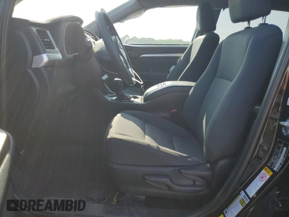 2019 Toyota Highlander LE with VIN 5TDBZRFH3KS963555, listed as a Copart auction lot 62294815 with 64,965 mi miles and Salvage title. Bid and sale history available at DreamBid. Image 7.