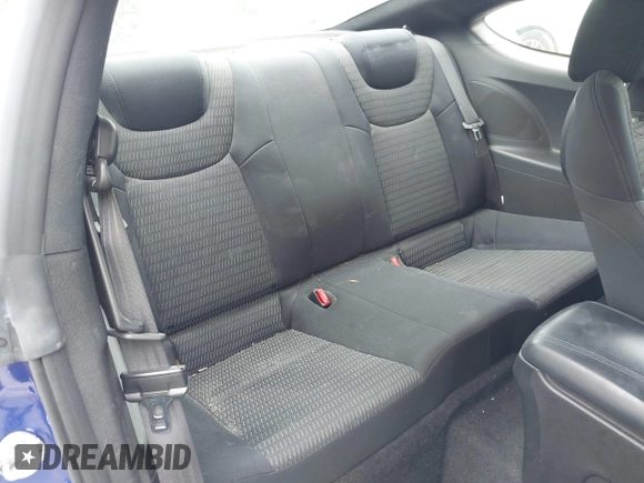 2013 Hyundai Genesis Coupe 2.0T с VIN KMHHT6KD6DU080282, выставлен на аукционе IAAI как лот 42251773 с пробегом 90 845 миль миль и . История ставок и продаж доступна на DreamBid. Изображение 8.