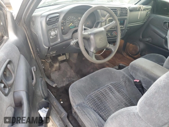 2001 Chevrolet S-10 LS with VIN 1GCCS19581K162217, listed as a Copart auction lot 79950614 with 200,950 mi miles and Salvage Title. Bid and sale history available at DreamBid. Image 8.