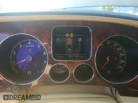 2006 Bentley Flying Spur z VIN SCBBR53W26C036567, wystawiony jako Copart lot #51447955 z przebiegiem 54 265 mil mil oraz Tytuł czysty. Historia ofert i sprzedaży dostępna na DreamBid. Obrazek 9.