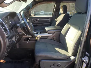 2021 Ram 1500 Big Horn z VIN 1C6RREFT2MN708195, wystawiony jako Copart lot #45969205 z przebiegiem 112 098 mil mil oraz Szkoda całkowita • Salvage title. Historia ofert i sprzedaży dostępna na DreamBid. Obrazek 7.