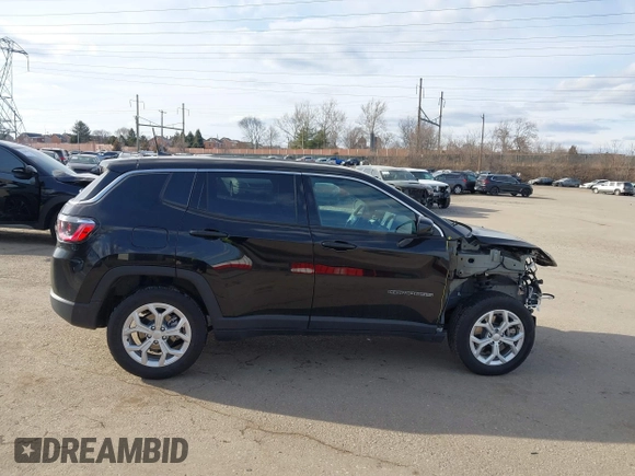2024 Jeep Compass Sport with VIN 3C4NJDAN0RT131983, listed as a IAAI auction lot 41628275 with 6,283 mi miles and . Bid and sale history available at DreamBid. Image 13.