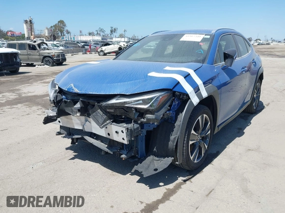 2022 Lexus UX 200 with VIN JTHX3JBH0N2049742, listed as a IAAI auction lot 41917341 with 18,728 mi miles and . Bid and sale history available at DreamBid. Image 2.