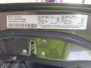 2024 Ram 2500 Tradesman z VIN 3C6UR5CL9RG245468, wystawiony jako IAAI lot #42067780 z przebiegiem 8311 mil mil oraz . Historia ofert i sprzedaży dostępna na DreamBid. Obrazek 9.