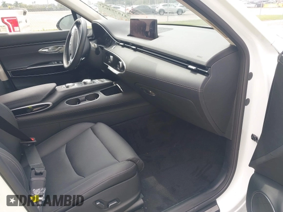 2025 Genesis GV70 2.5T with VIN 5NMMADTB1SH024717, listed as a IAAI auction lot 41577463 with 7,527 mi miles and . Bid and sale history available at DreamBid. Image 5.