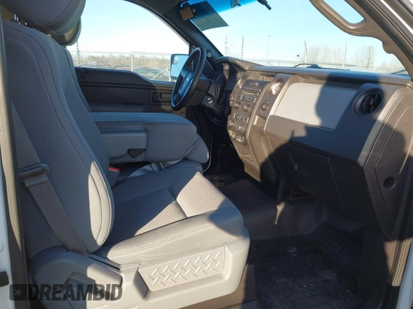 2013 Ford F-150 XL with VIN 1FTMF1EF0DKF50361, listed as a IAAI auction lot 41431876 with 82,849 mi miles and . Bid and sale history available at DreamBid. Image 5.