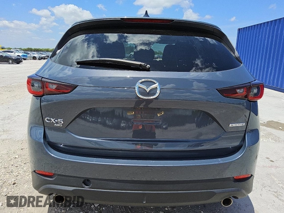 2024 Mazda CX-5 S Carbon Edition z VIN JM3KFBCL3R0481732, wystawiony jako Copart lot #56997135 z przebiegiem 32 887 mil mil oraz Tytuł czysty. Historia ofert i sprzedaży dostępna na DreamBid. Obrazek 6.