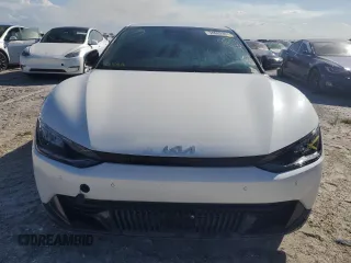 2022 Kia EV6 Wind with VIN KNDC34LA5N5030220, listed as a Copart auction lot 74602804 with 21,685 mi miles and Non Repairable. Bid and sale history available at carsss.com. Image 5.