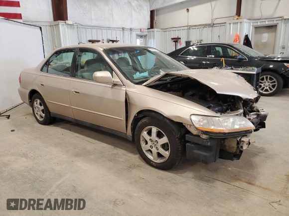 2000 Honda Accord SE with VIN 1HGCG6693YA047287, listed as a Copart auction lot 56838525 with 121,585 mi miles and Non repairable. Bid and sale history available at DreamBid. Image 4.