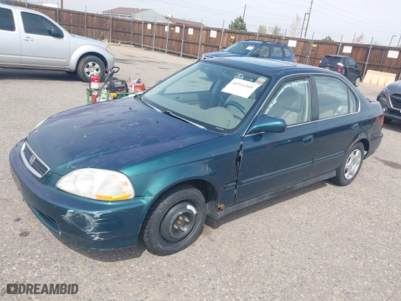 1998 Honda Civic EX with VIN 1HGEJ8640WL018230, listed as a IAAI auction lot 41914209 with 213,939 mi miles. Bid and sale history available at carsss.com. Image 2.