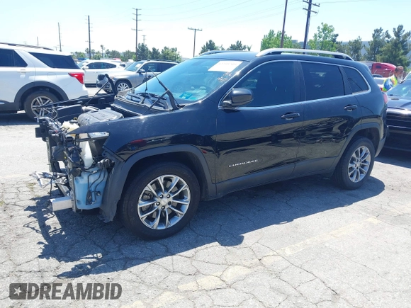 2019 Jeep Cherokee Latitude Plus z VIN 1C4PJLLB9KD248110, wystawiony jako IAAI lot #42205709 z przebiegiem 94 715 mil mil oraz . Historia ofert i sprzedaży dostępna na DreamBid. Obrazek 21.