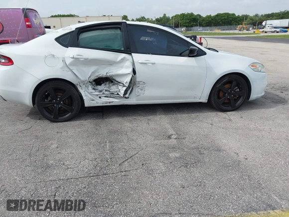 2015 Dodge Dart SXT с VIN 1C3CDFBB3FD146532, выставлен на аукционе IAAI как лот 42614995 с пробегом 119 679 миль миль и . История ставок и продаж доступна на DreamBid. Изображение 6.