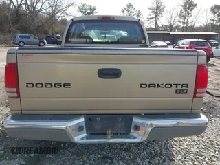 2003 Dodge Dakota SLT with VIN 1D7HL48X53S348636, listed as a IAAI auction lot 41329221 with 133,075 mi miles. Bid and sale history available at carsss.com. Image 16.