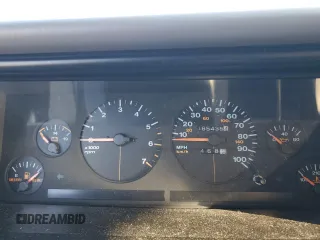 1994 Jeep Grand Cherokee Laredo with VIN 1J4FX58S1RC334178, listed as a Copart auction lot 75943554 with 165,435 mi miles and Clean Title. Bid and sale history available at carsss.com. Image 9.