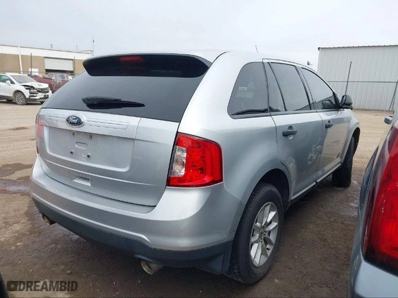 2013 Ford Edge SE with VIN 2FMDK3GC1DBC54068, listed as a IAAI auction lot 40821488 with 175,800 mi miles. Bid and sale history available at carsss.com. Image 4.