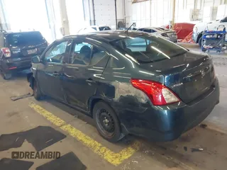 2016 Nissan Versa SV with VIN 3N1CN7APXGL886346, listed as a IAAI auction lot 41543879 with 141,870 mi miles. Bid and sale history available at carsss.com. Image 3.