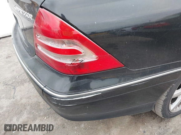 2004 Mercedes-Benz C 230 Kompressor with VIN WDBRF40JX4A567983, listed as a IAAI auction lot 41714599 with 285,832 mi miles and . Bid and sale history available at DreamBid. Image 6.