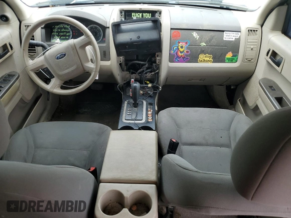 2008 Ford Escape XLS z VIN 1FMCU02Z98KB14085, wystawiony jako Copart lot #58335845 z przebiegiem 191 313 mil mil oraz Szkoda całkowita • Salvage title. Historia ofert i sprzedaży dostępna na DreamBid. Obrazek 8.