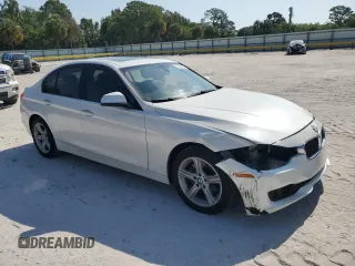 2013 BMW 3 Series 328i z VIN WBA3A5G58DNP26803, wystawiony jako Copart lot #57305995 z przebiegiem 106 590 mil mil oraz Szkoda całkowita • Salvage title. Historia ofert i sprzedaży dostępna na DreamBid. Obrazek 4.
